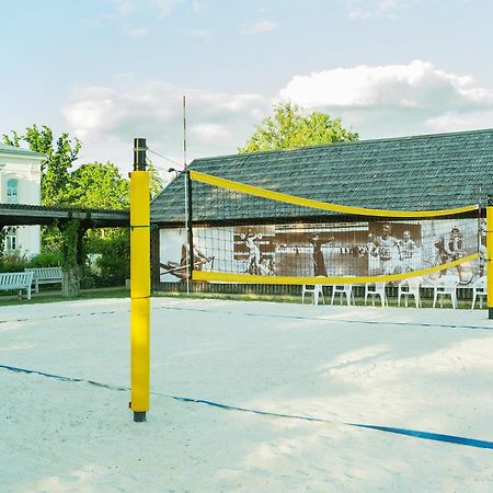 Burbiskio Dvaras Anykščiai Buitenkant foto